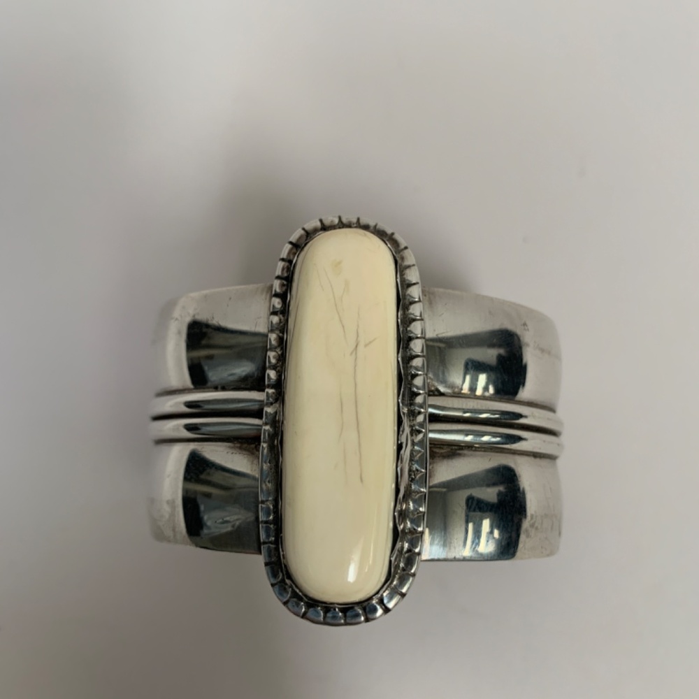 Vintage Sterling Silver Cuff Bracelet with Recycled Ivory Accent - Picture 6 of 10